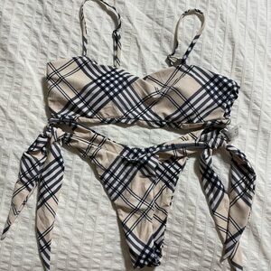 Goergous plaid 2 piece cheeky bikini, with removable ties